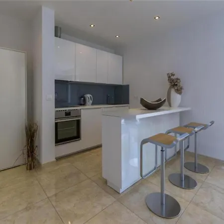 Apartman Tiny *